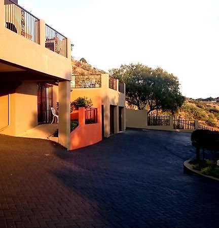 Alvesta Guest House Roodepoort Exterior photo